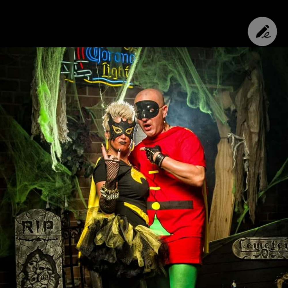 Meet your Posher, Stephonia